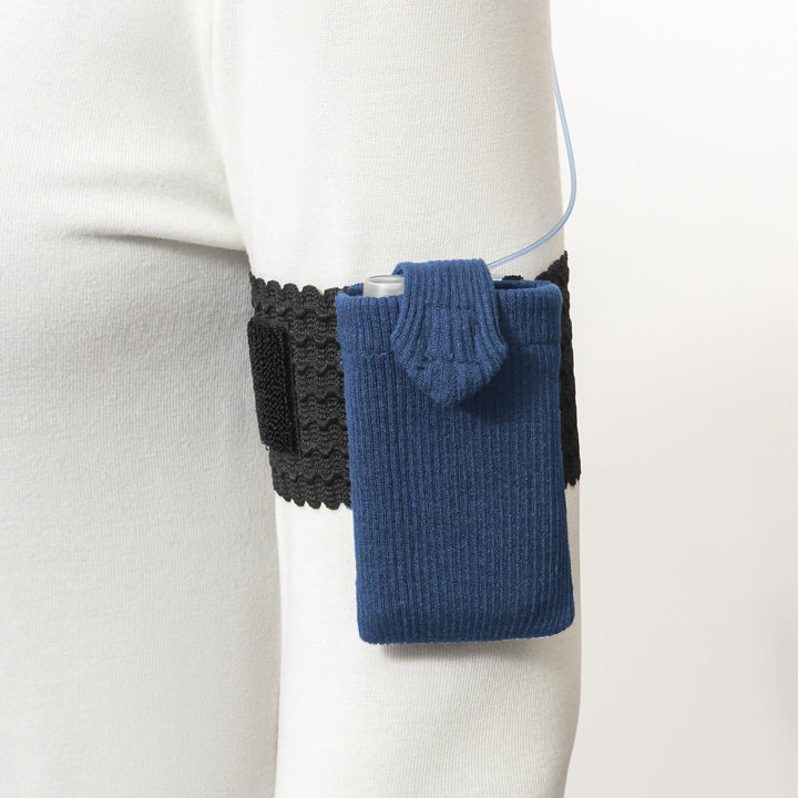 Armband mit Insulinpumpentasche Oberarm verschiedene Farben - von Zuckerschmuck