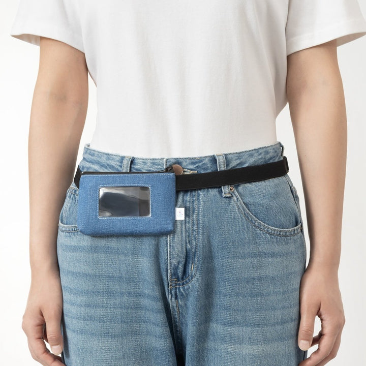 Insulinpumpentasche JEANS BLAU mit Sichtfenster und flexiblem Gurt (3 - 99 Jahre) - von Zuckerschmuck